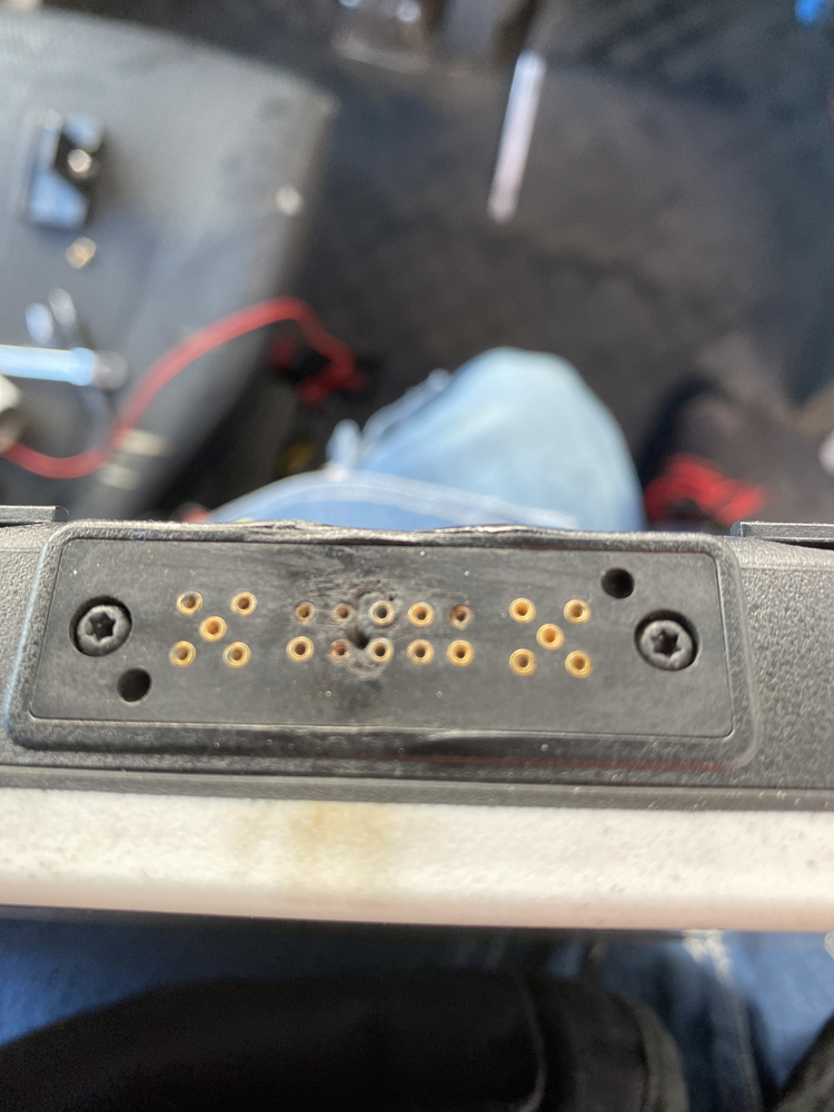 Repairing connector on vehicle tablet
